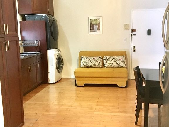 5th image of 3130 Ditmars Blvd #2F