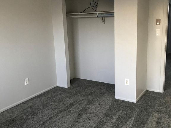 #2 picture of bedroom