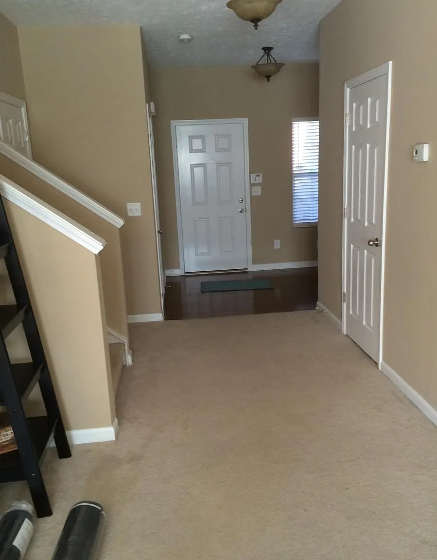 1057 Ashmore Drive — Photo 3