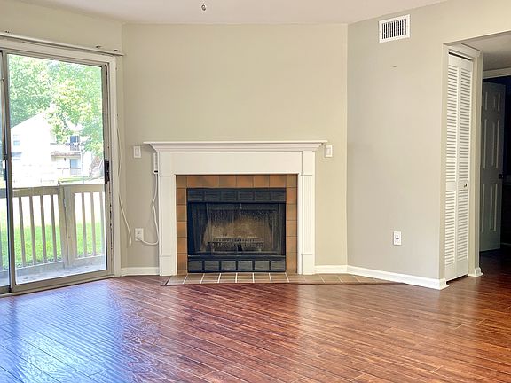 4th image of 2200 Sand Pebble Ct Unit A-1