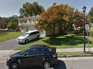 8080 Athena St, Springfield, VA 22153