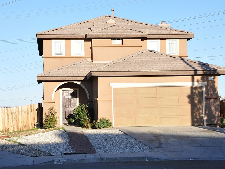 1st image of 15283 Gaviota Ct