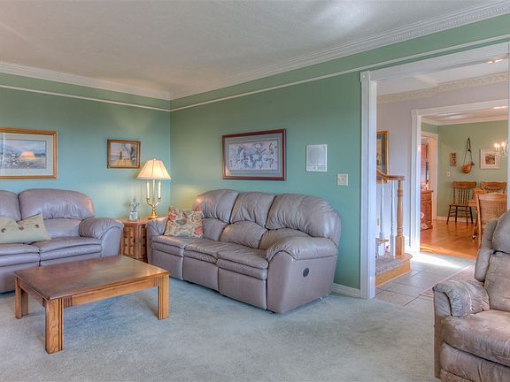5th image of 1842 Lakebrook Cir
