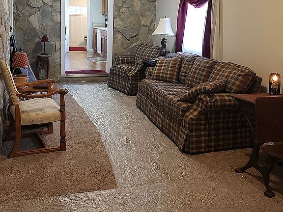 5th image of 2287 N Borcherding Rd