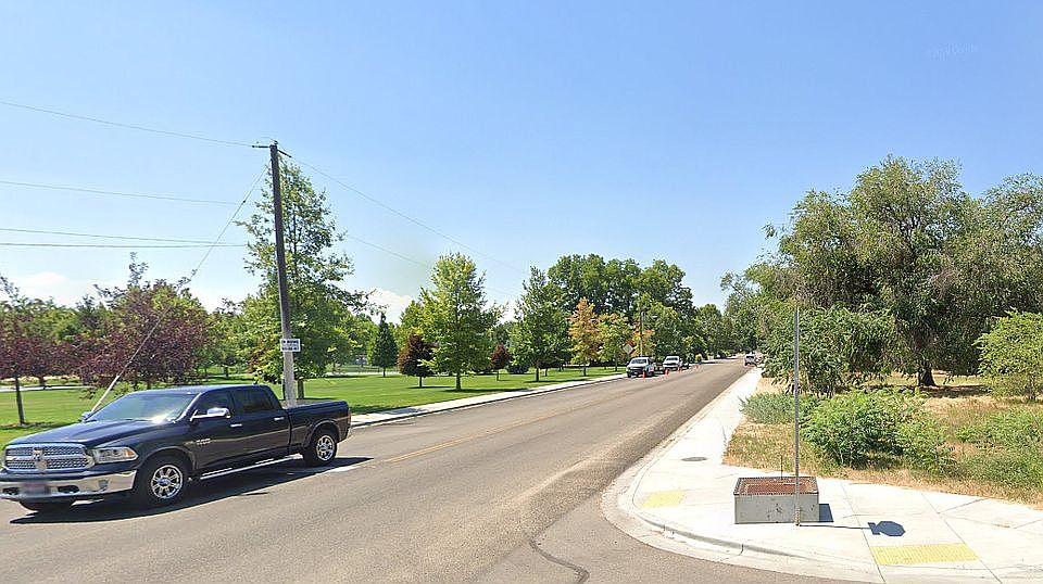 2nd image of 5404 W Targee St