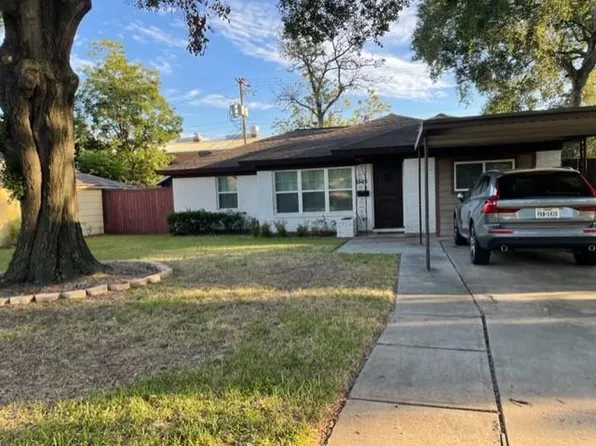 8565 Hiridge St, Houston, TX 77055