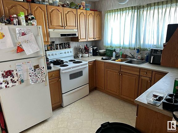 4th image of 15228 116th St NW