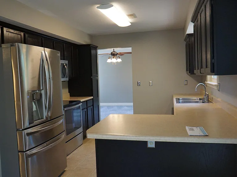 2213 Silver Leaf Ct — Photo 4