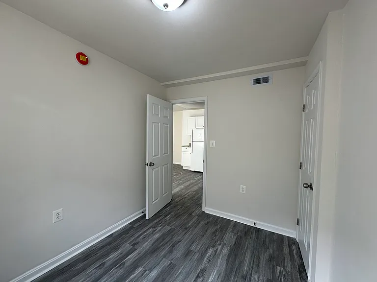 706 Brandywine St SE #203 — Photo 7