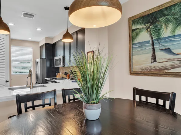 69-200 Pohakulana Pl #F-34, Waikoloa, HI 96738