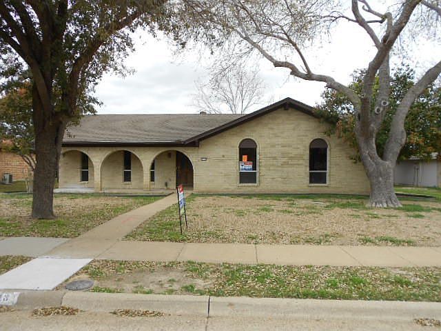 1st image of 2713 Russwood Ln