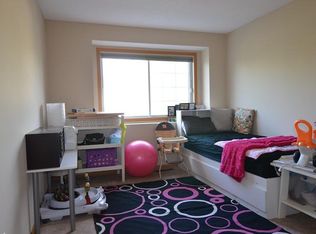 10972 Lexington Dr, Eden Prairie, MN 55344