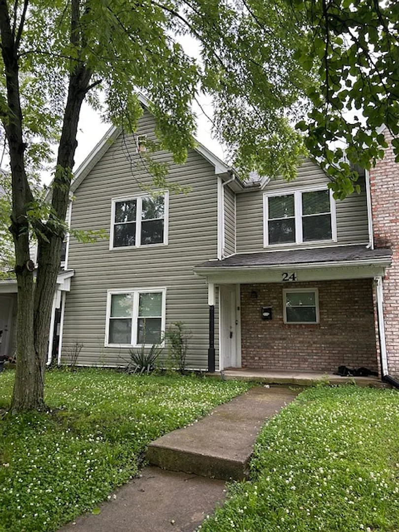 18-26 HOLT — Photo 1