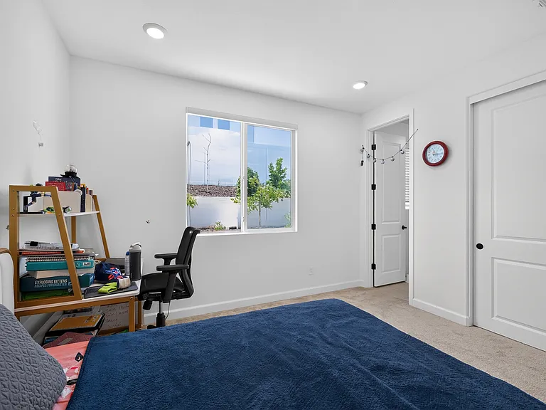 17418 Abbey Rd — Photo 13