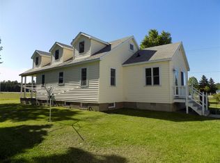 3663W Us Highway 2, Gulliver, MI 49840