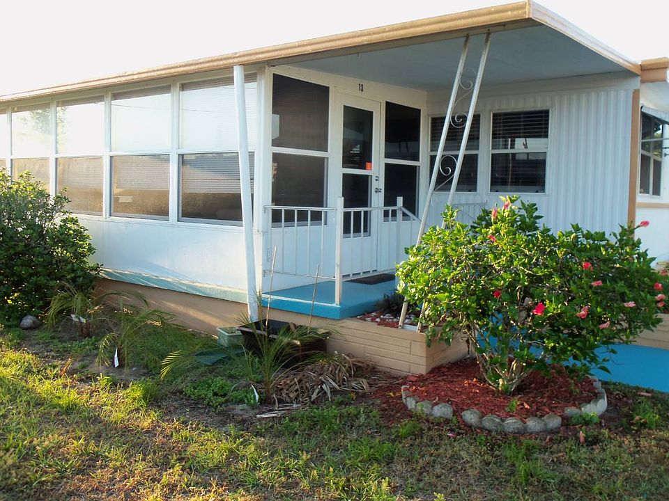 1st image of 13 Joanna Dr #6
