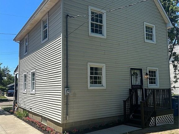 5th image of 2209 E 35th St