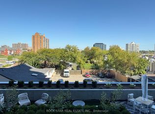 3009 Novar Rd #329, Mississauga, ON L5B 1S4