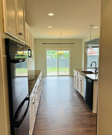 1508 Reynolds Ml — Photo 9