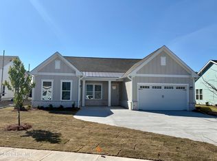 2075 Rosin Dr #18, Southport, NC 28461