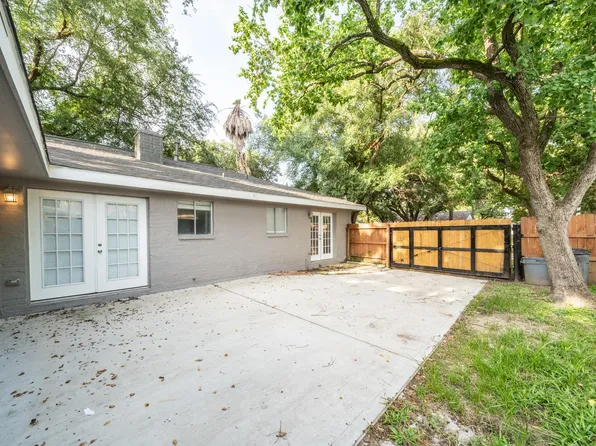 1907 Ashford Hollow Ln, Houston, TX 77077