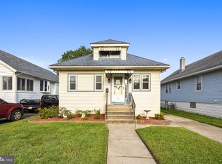 23 S Lippincott Ave, Maple Shade, NJ 08052