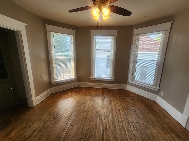 1719 Farnam St #2 — Photo 12