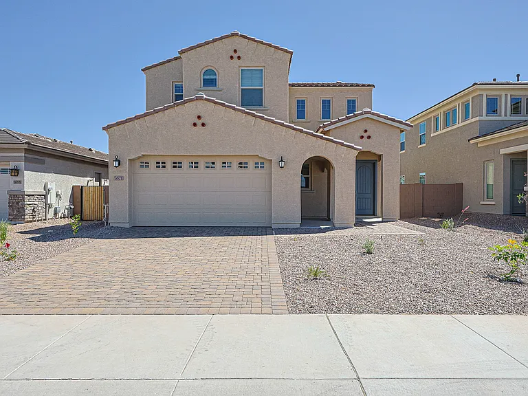 7671 W Smoketree Dr — Photo 1