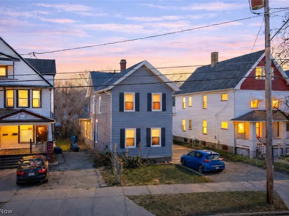 3161 Scranton Rd, Cleveland, OH 44109