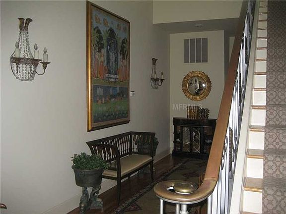 2nd image of 2916 W Wallcraft Ave