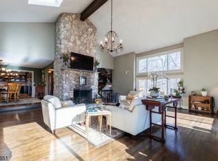 15 Bailey Hollow Rd, Morristown, NJ 07960