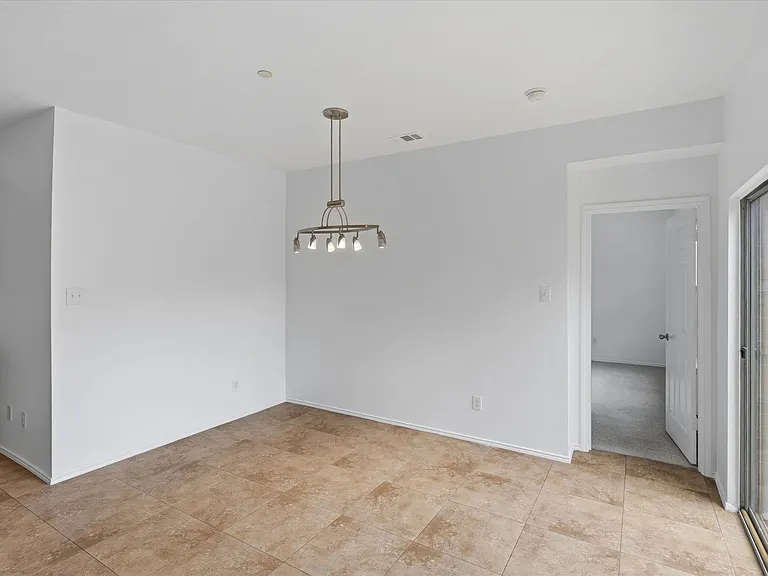 5924 Lost Valley Dr — Photo 8