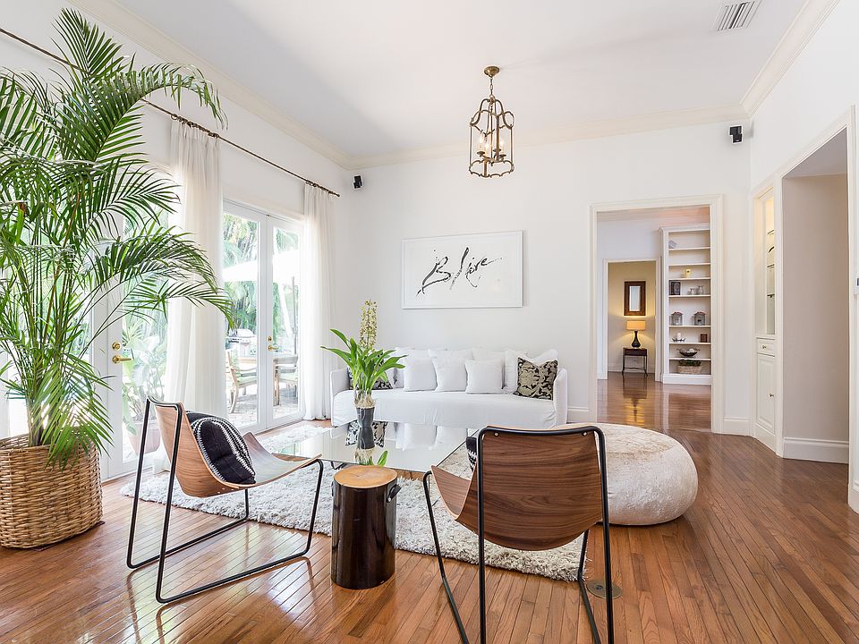 family room