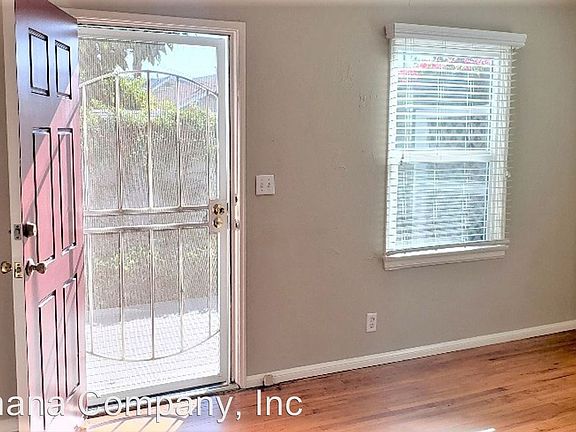 3rd image of 1739 Dale St