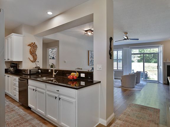 5th image of 408 Westgreen Ln Unit 408