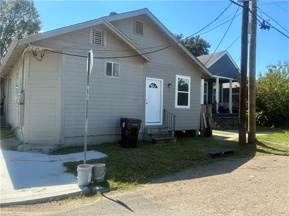 8802 Jeanette Jeannette St, New Orleans, LA 70118