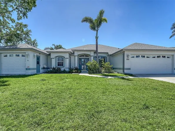 626 Magellan Dr, Sarasota, FL 34243