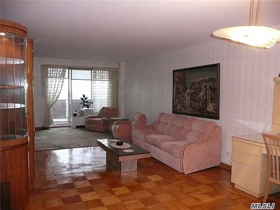 4th image of 11017 Queens Blvd #30L