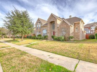 9315 Vista Cir, Irving, TX 75063