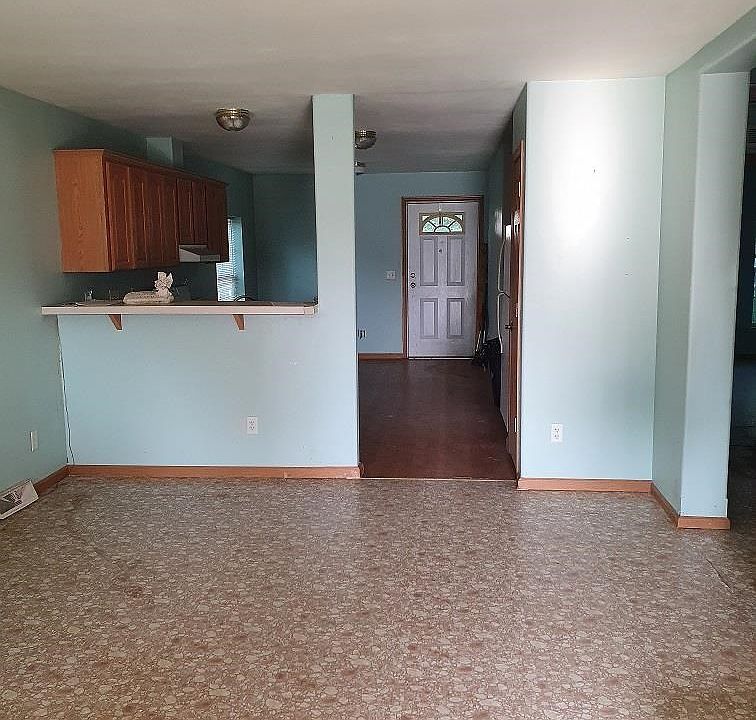 2nd image of 509 S Washington St