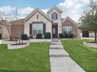8012 Woodside Trl, North Richland Hills, TX 76182