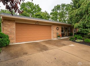 435 Clareridge Ln, Dayton, OH 45458