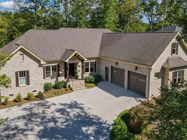 9631 Lissara Camp Ct, Lewisville, NC 27023