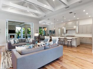 705 Parkview Ln, Naples, FL 34103