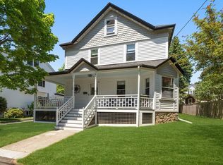 5 Summit St, Waltham, MA 02451