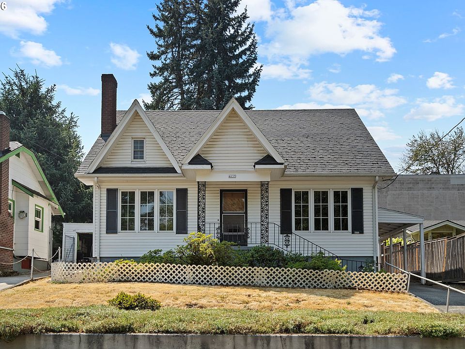 1st image of 4035 SE 14th Ave