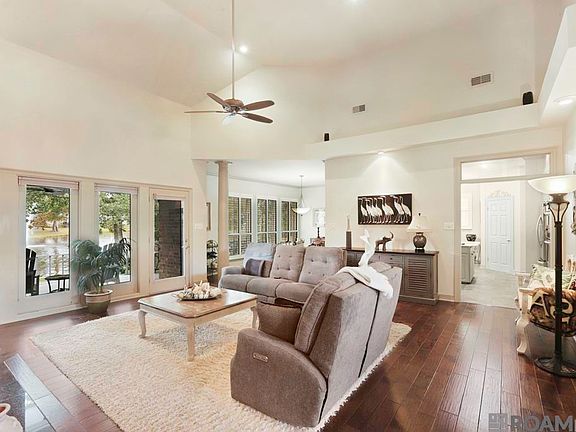4th image of 5741 Lake Shadow Dr