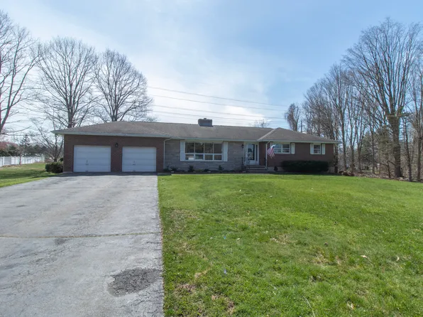 392 Hitching Post Drive, Orange, CT 06477