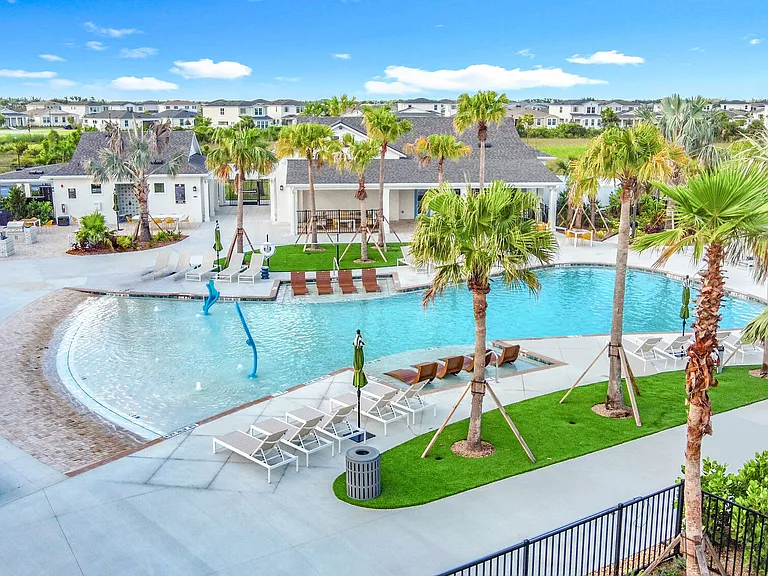 BB Living at Lakewood Ranch — Photo 2