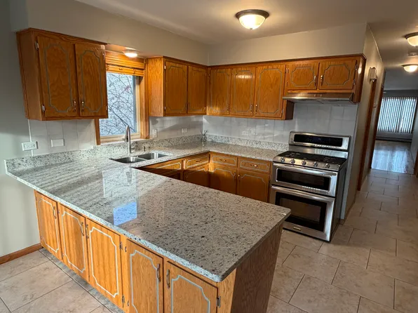 5108 S Cicero Ave #2, Chicago, IL 60638